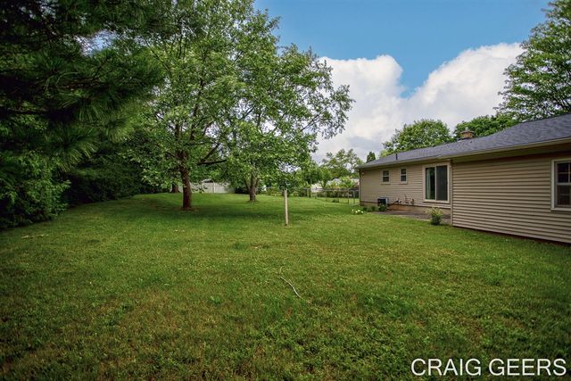 2864 Mustang Court, Grand Rapids, MI 49525