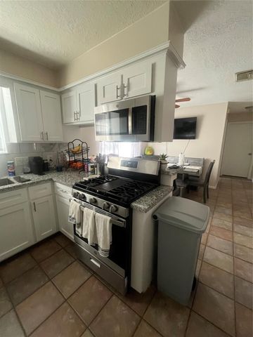 4502 Haiti Lane, Pasadena, TX 77505