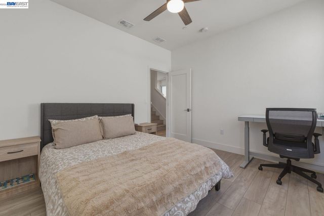 9274 Enterprise Dr, Newark, CA 94560