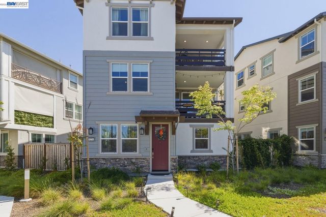 9274 Enterprise Dr, Newark, CA 94560