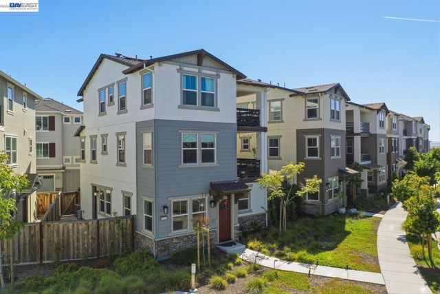 9274 Enterprise Dr, Newark, CA 94560