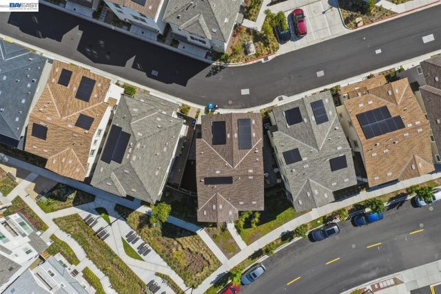 9274 Enterprise Dr, Newark, CA 94560