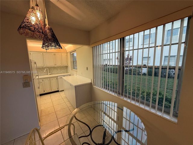 573 Durham U 573, Deerfield Beach, FL 33442