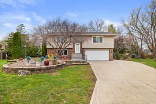 4724 78th Place, Urbandale, IA 50322