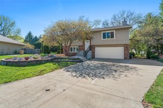 4724 78th Place, Urbandale, IA 50322