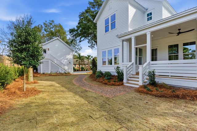 832 Mccants Drive, Mount Pleasant, SC 29464