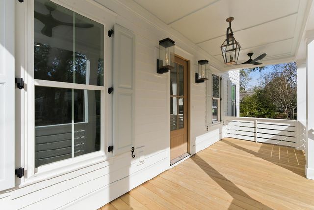 832 Mccants Drive, Mount Pleasant, SC 29464