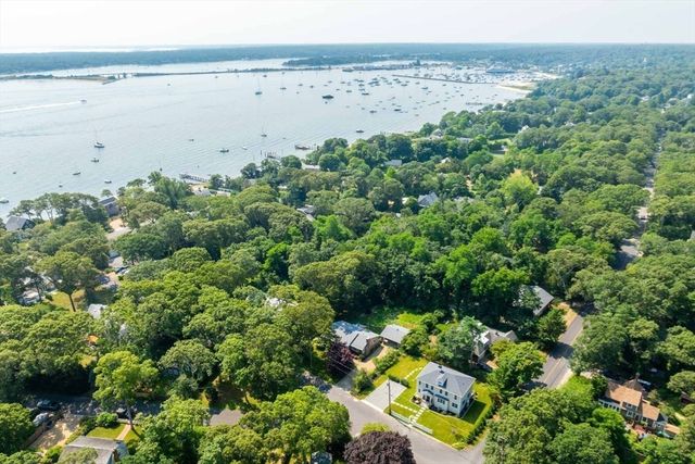5 Pinetree Lane, Tisbury, MA 02568