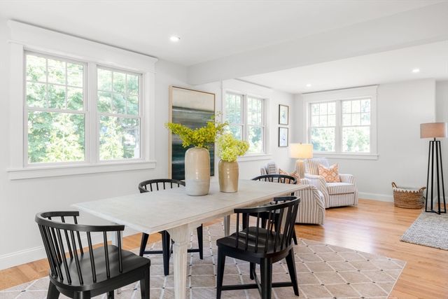 5 Pinetree Lane, Tisbury, MA 02568