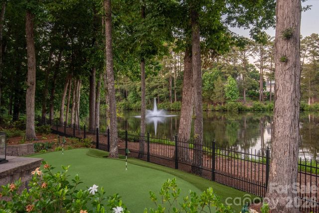 6405 Mitchell Hollow Road, Charlotte, NC 28277