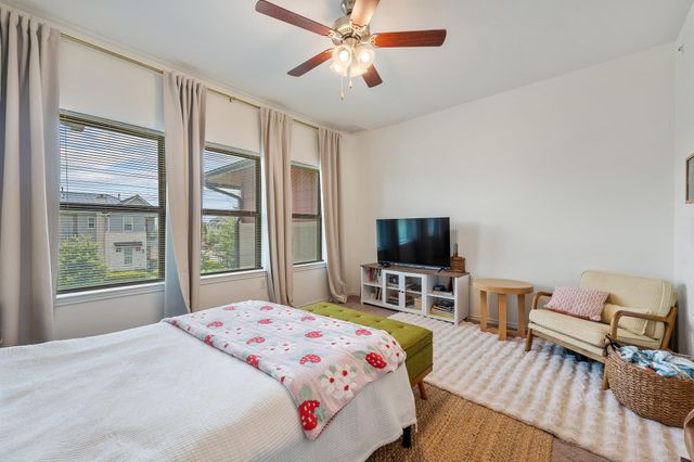 4400 Vaughan ST B, Austin, TX 78723