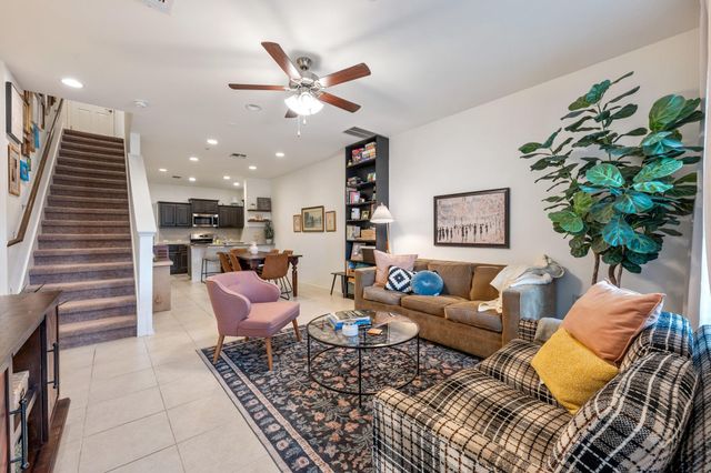 4400 Vaughan ST B, Austin, TX 78723