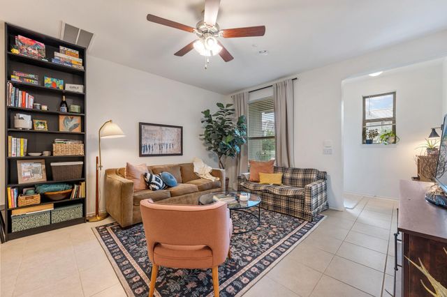 4400 Vaughan ST B, Austin, TX 78723