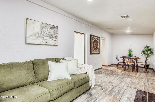 221 HADLOCK Street B, El Paso, TX 79905