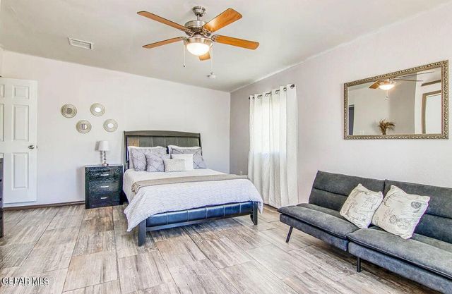 221 HADLOCK Street B, El Paso, TX 79905