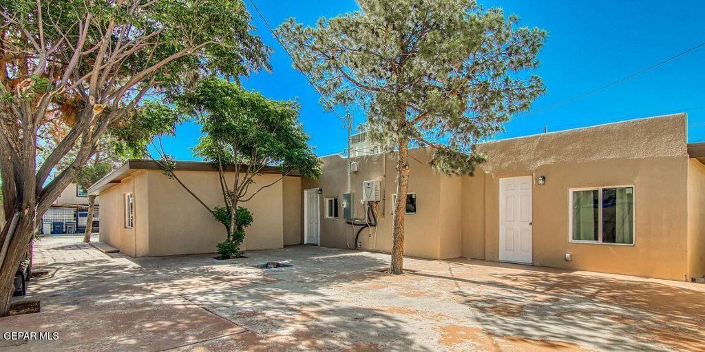 221 HADLOCK Street B, El Paso, TX 79905