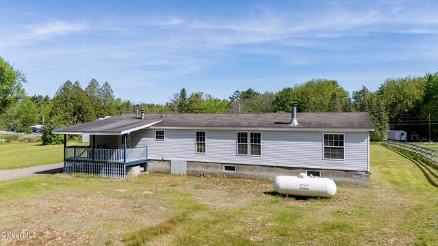 327-333 State Route 29A, Mayfield, NY 12078