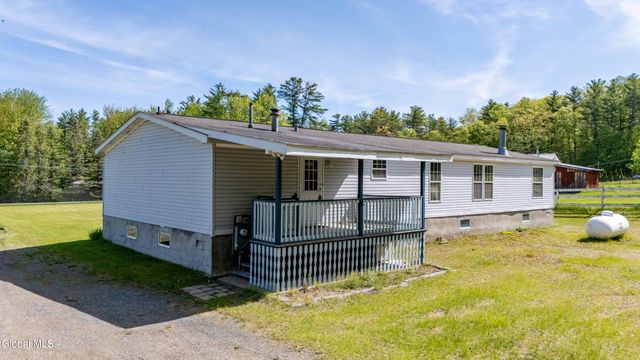 327-333 State Route 29A, Mayfield, NY 12078