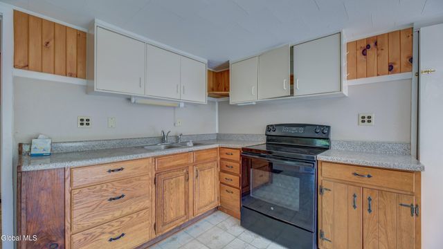 327-333 State Route 29A, Mayfield, NY 12078