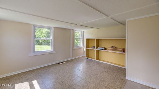 327-333 State Route 29A, Mayfield, NY 12078