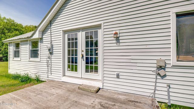 327-333 State Route 29A, Mayfield, NY 12078