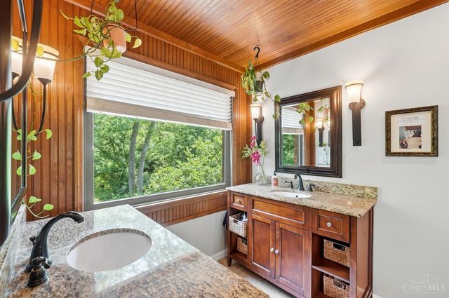 10750 Bentley Pass Lane, Symmes Twp, OH 45140