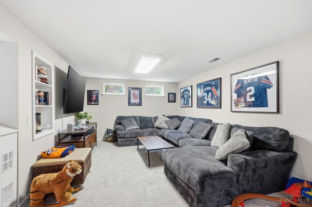 10750 Bentley Pass Lane, Symmes Twp, OH 45140