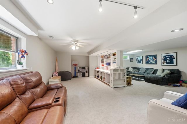 10750 Bentley Pass Lane, Symmes Twp, OH 45140