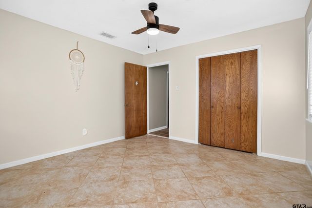 635 W Church Street, Centerville, TX 75833