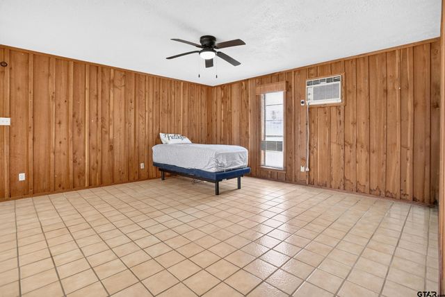 635 W Church Street, Centerville, TX 75833