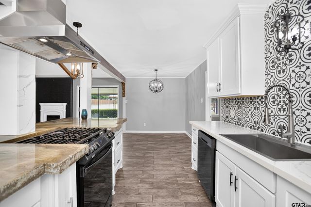 635 W Church Street, Centerville, TX 75833