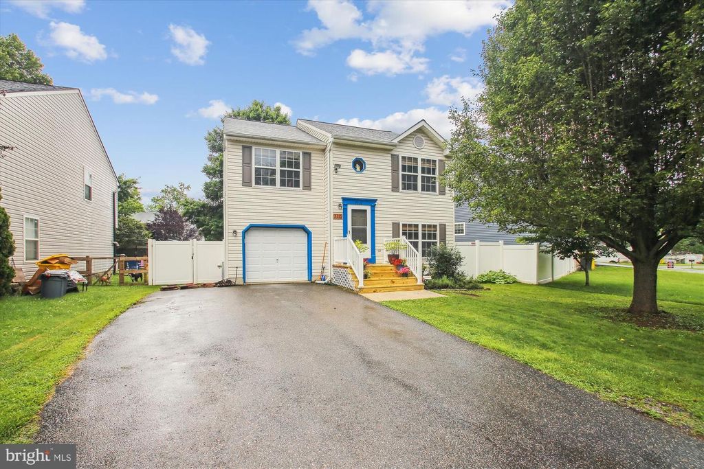 7713 WEST DR, Glen Burnie, MD 21060