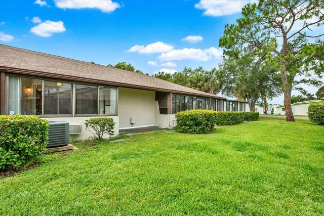 1204 11TH CIRCLE SE, Largo, FL 33771