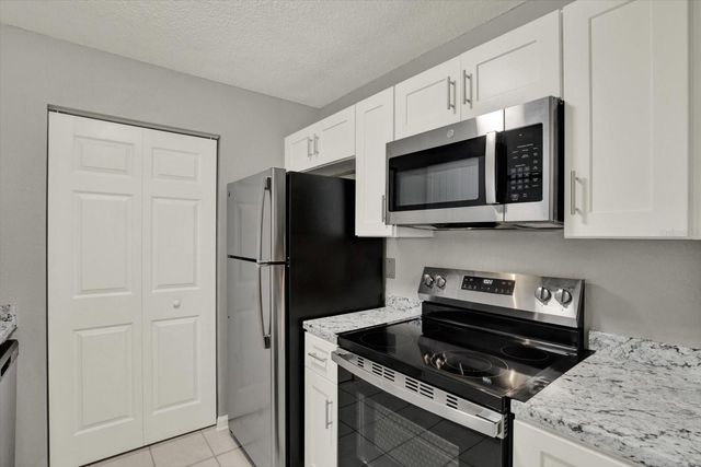 1204 11TH CIRCLE SE, Largo, FL 33771