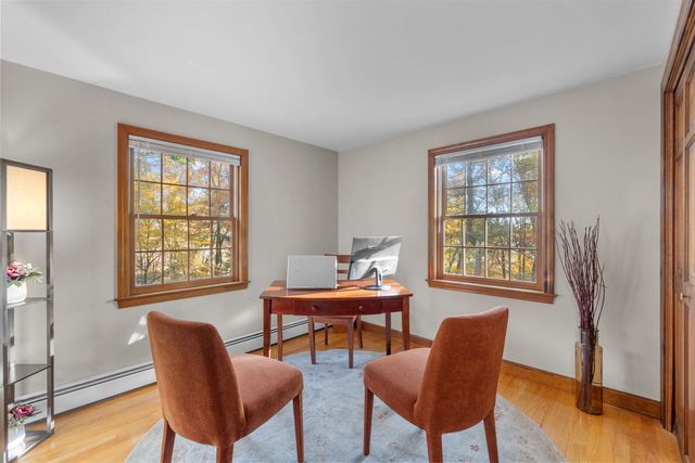 60 Cambridge Road, Hampstead, NH 03841