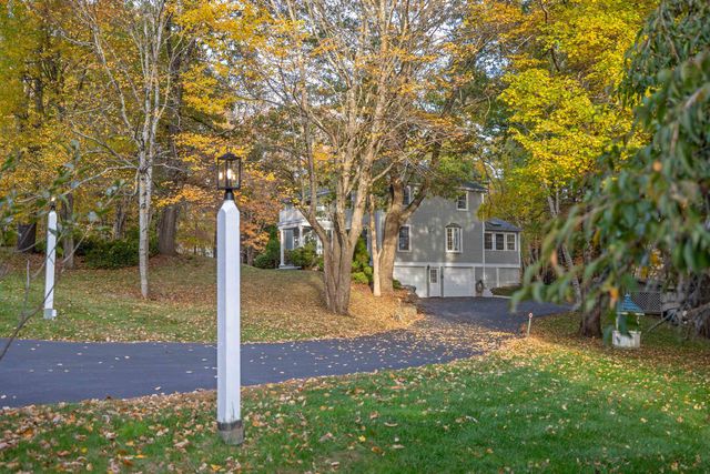 60 Cambridge Road, Hampstead, NH 03841