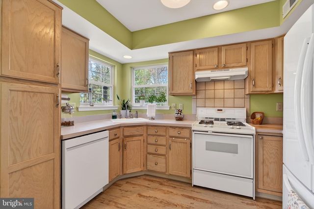 13 MAPLEWOOD LN, Mantua, NJ 08051
