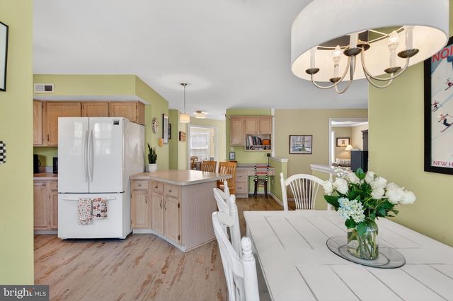 13 MAPLEWOOD LN, Mantua, NJ 08051