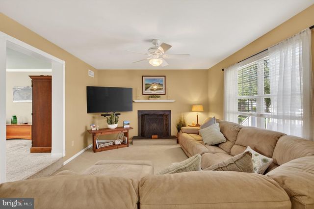 13 MAPLEWOOD LN, Mantua, NJ 08051