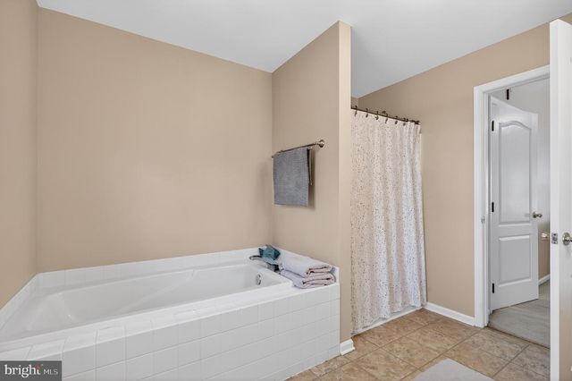 13 MAPLEWOOD LN, Mantua, NJ 08051