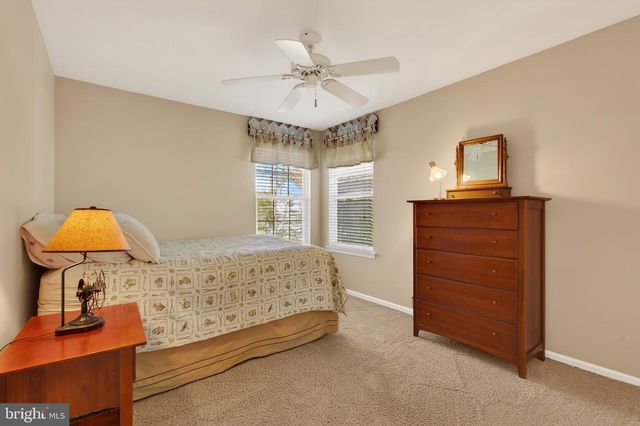 13 MAPLEWOOD LN, Mantua, NJ 08051