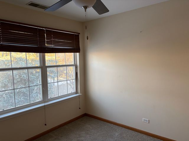 113 North Barton Trail 113, Batavia, IL 60510