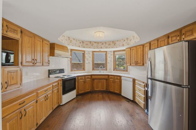 2323 N Greenleaf, Wichita, KS 67226