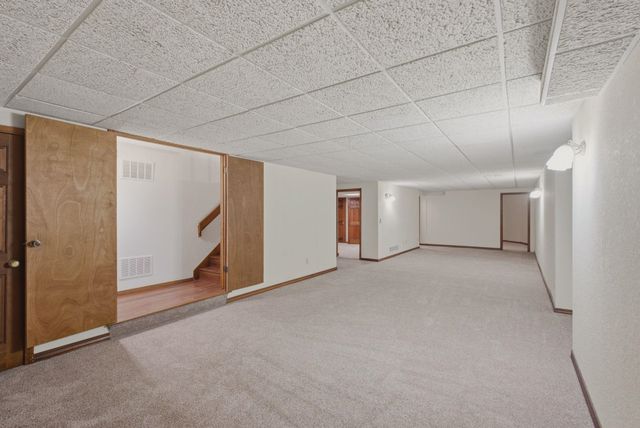 2323 N Greenleaf, Wichita, KS 67226