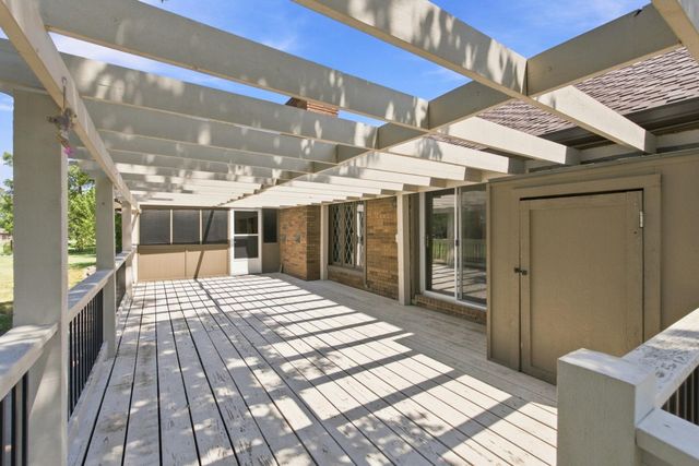 2323 N Greenleaf, Wichita, KS 67226