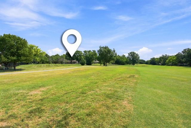 2323 N Greenleaf, Wichita, KS 67226