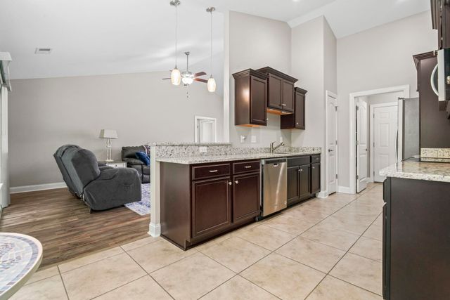 263 MacArthur Dr., Conway, SC 29527