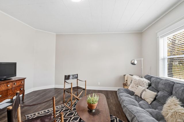 1017 S 4th Street, Lafayette, IN 47905