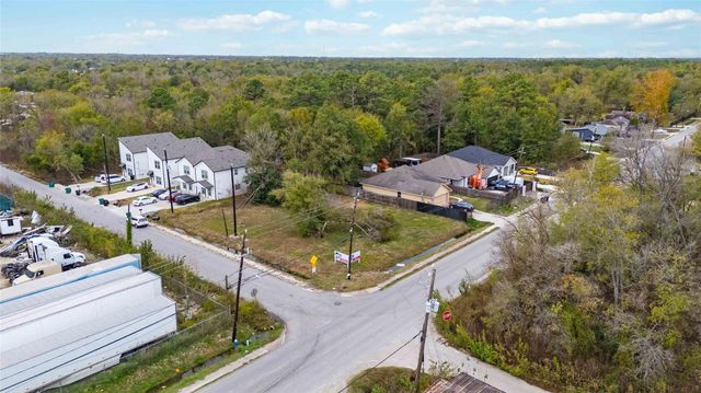 5403 E Houston Road, Houston, TX 77028