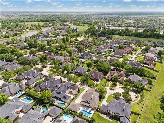 9007 Avebury Stone Circle, Missouri City, TX 77459